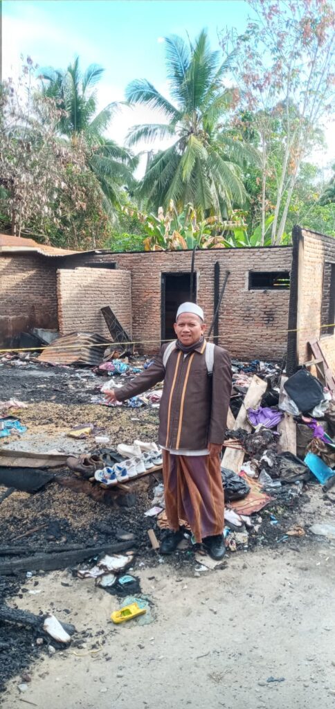 Lazismu Madina Salurkan Bantuan untuk Korban Kebakaran di Bukit Malintang